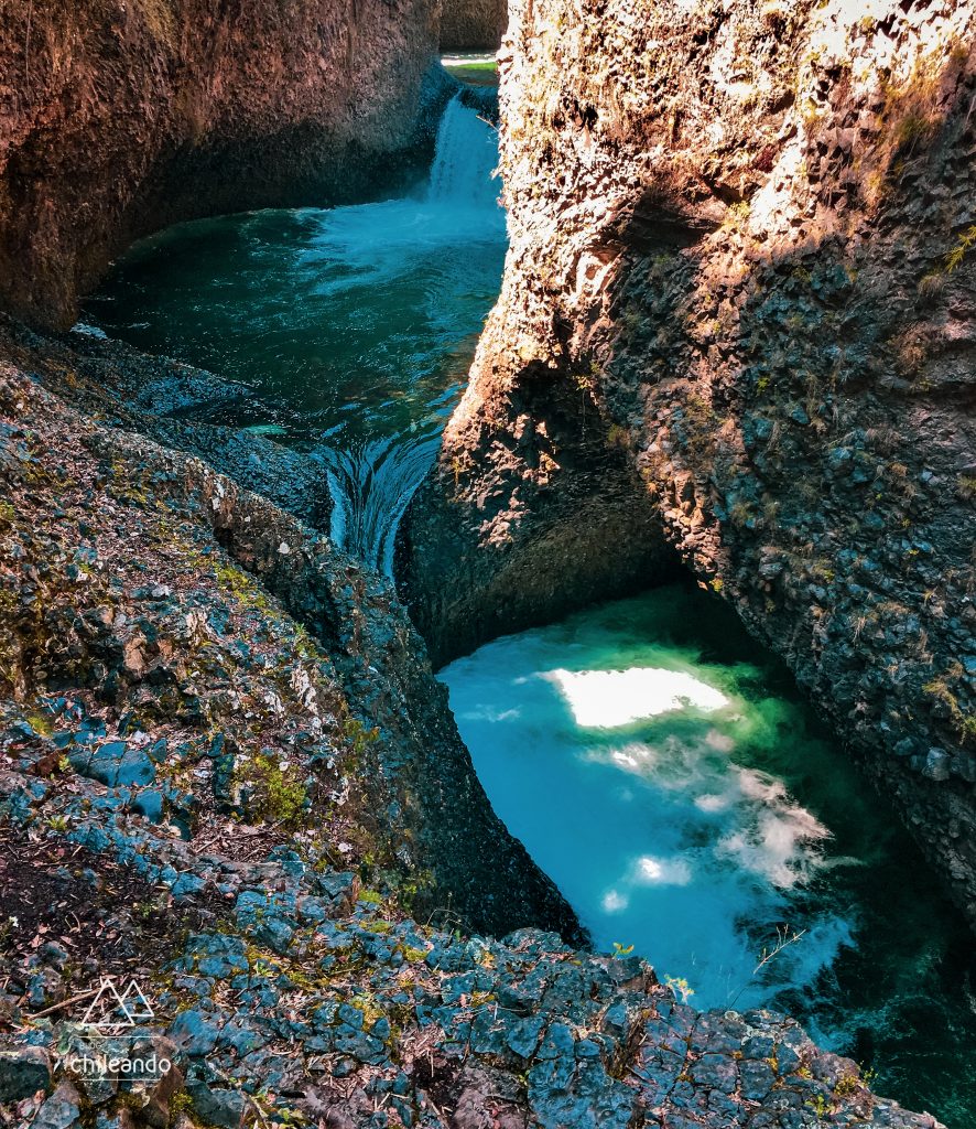 Piscinas naturais ao longo do curso do Rio Claro