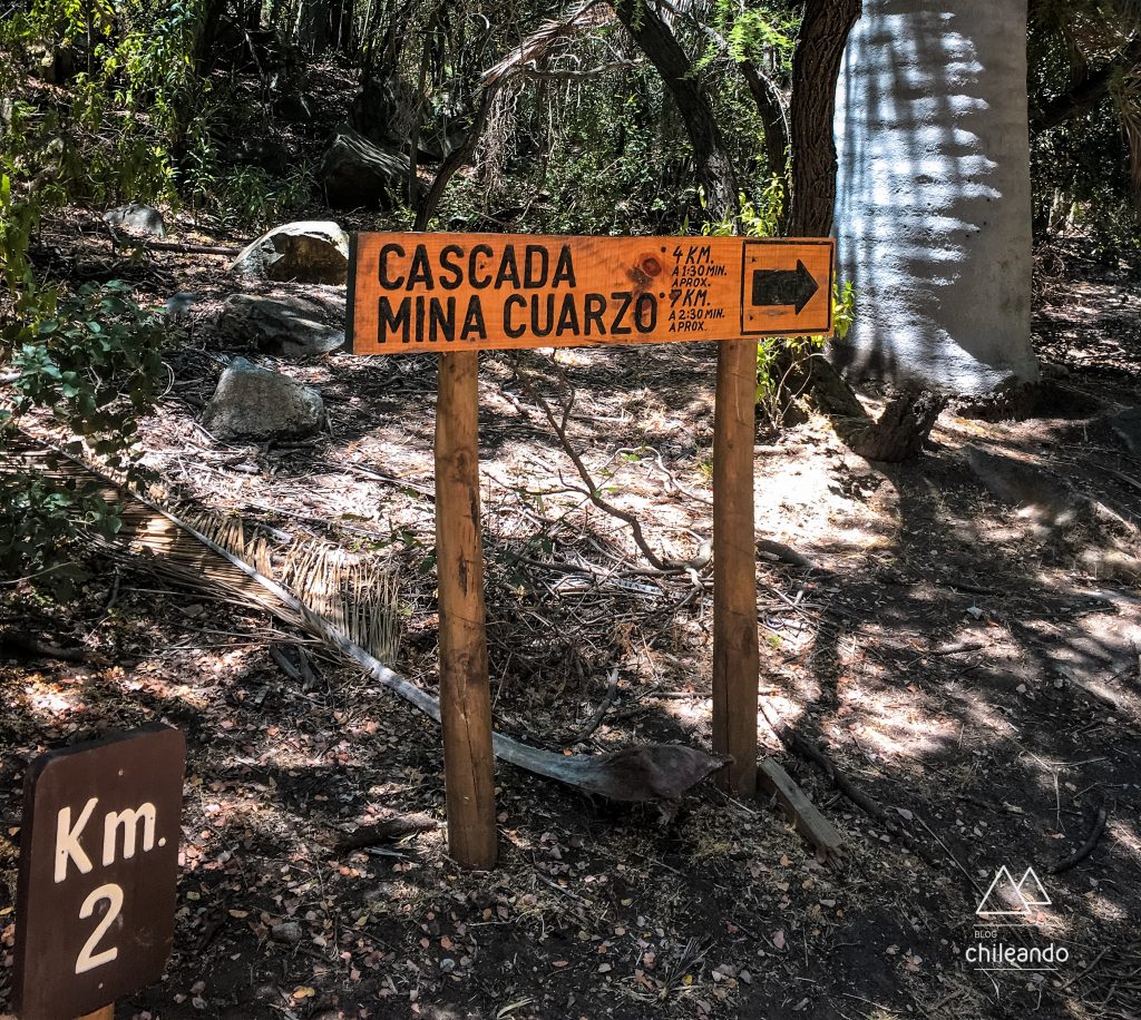 A trilha até a cachoeira tem 6 km no total