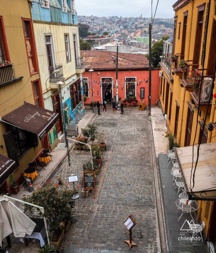 Viela charmosa de Valparaíso