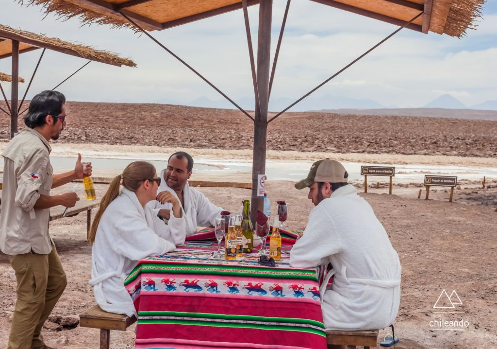 Almoço nas lagoas escondidas de Baltinache
