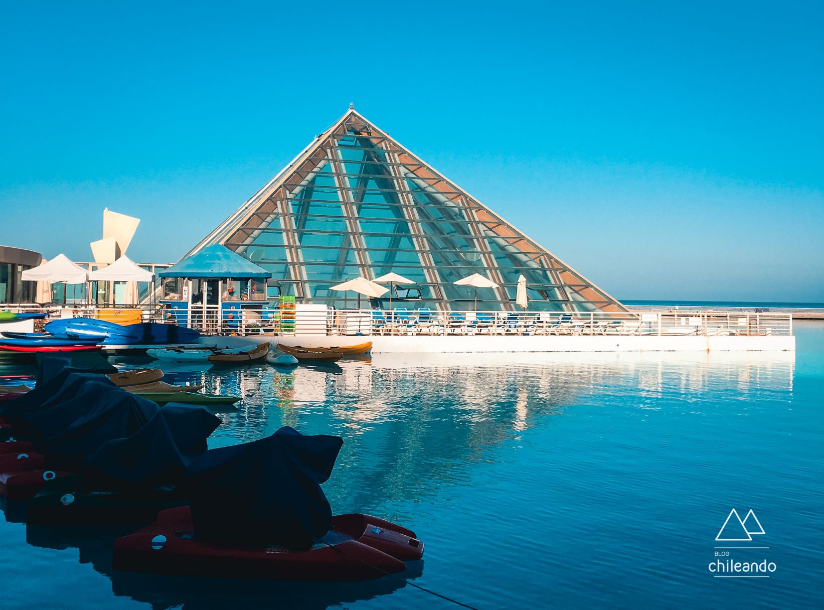 Piscina climatizada para uso comum