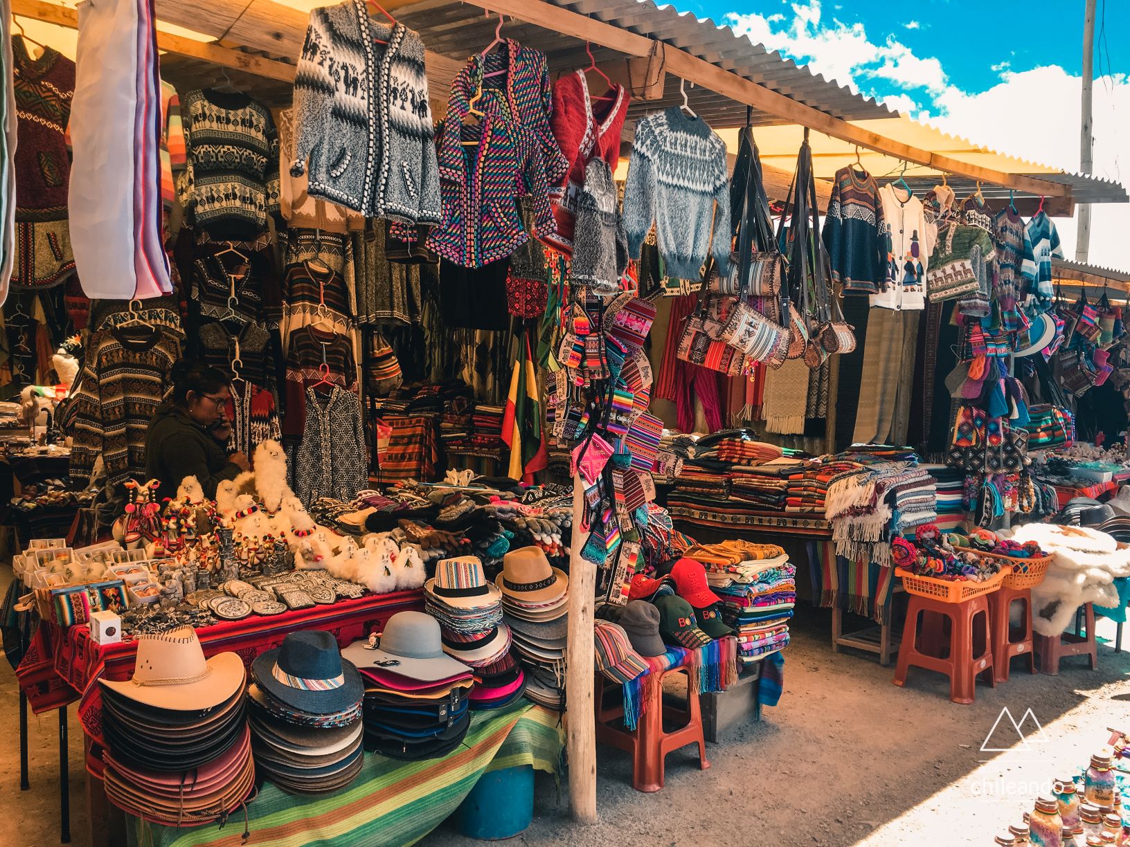 Feira de artesanatos bolivianos, em Uyuni