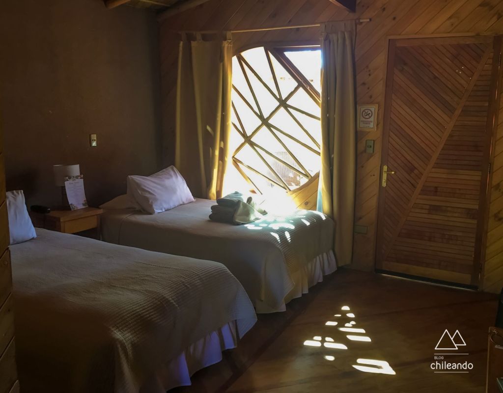 Quartos confortáveis e espaçosos no hotel Poblado Kimal