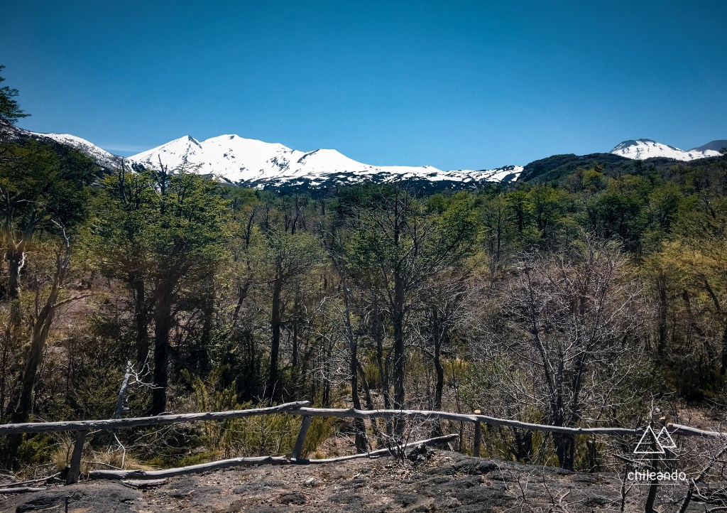 Mirante Los Volcanes, no Ecoparque Shangri-la, Chillán