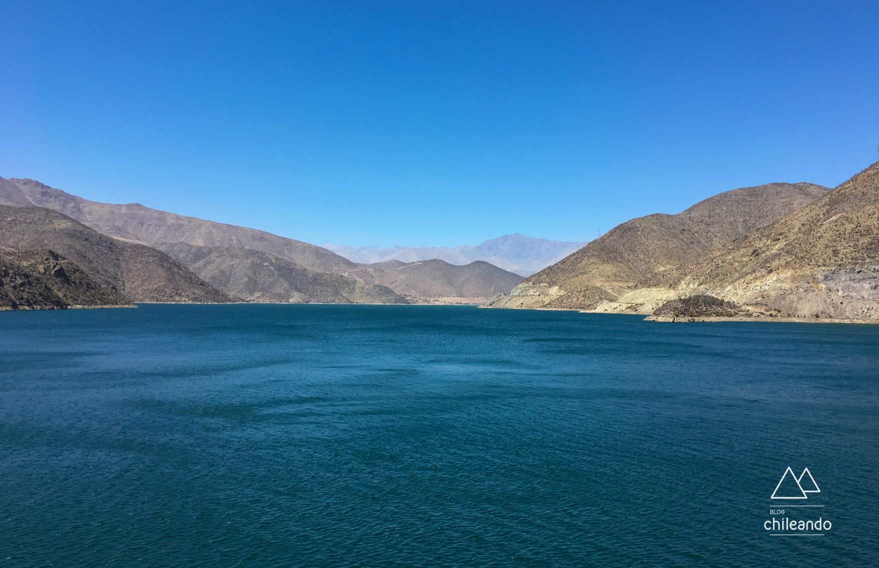 A represa Puclaro é aberta à visitação de terça a domingo