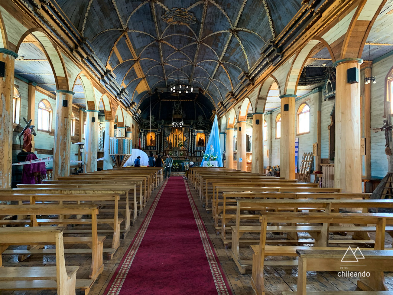 As igrejas da rota têm um mesmo padrão arquitetônico e são construídas em madeira