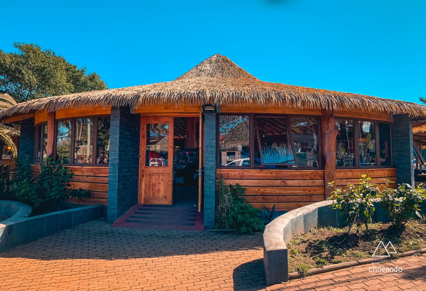 A feira de artesanatos de Hanga Roa