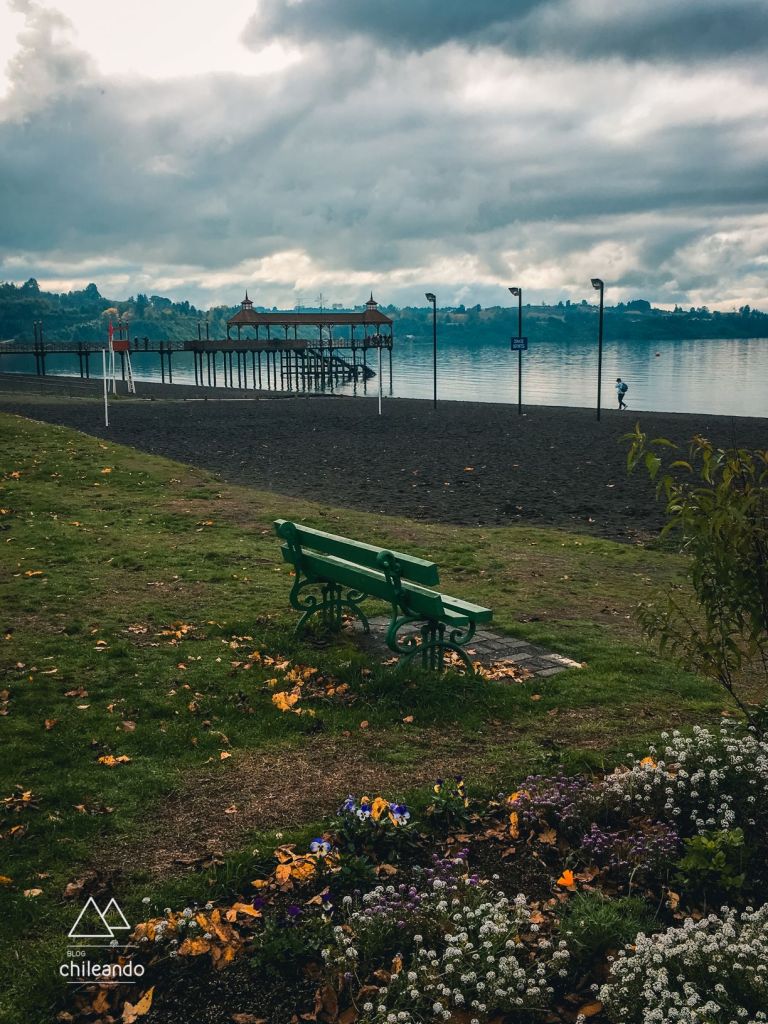 Detalhe musical nos bancos em Frutillar