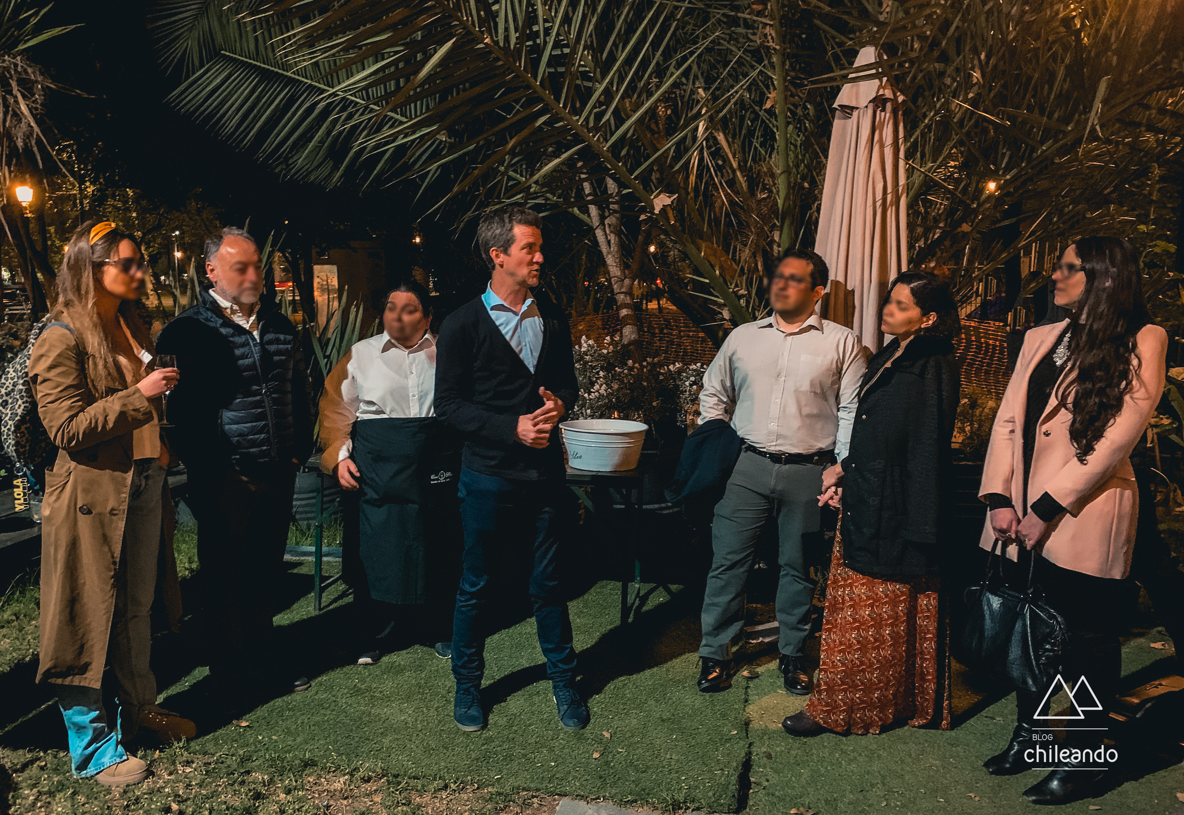 Jantar no escuro em Santiago